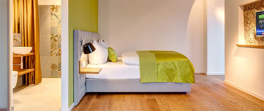 Hotel Im Bunker Munich
